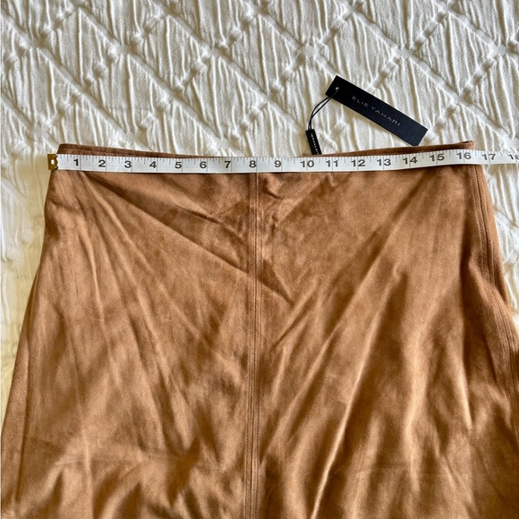Elie Tahari brown suede skirt NWT Size 12 - Picture 5 of 7